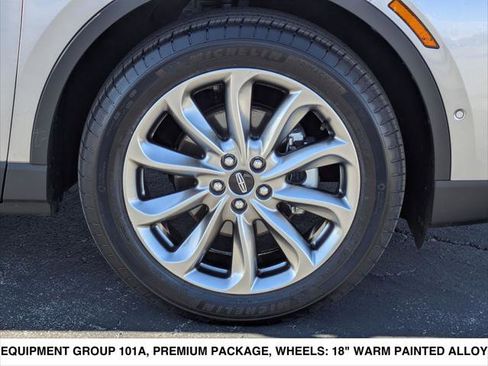 Used 2021 Lincoln Corsair FWD w/ Premium Package image 9