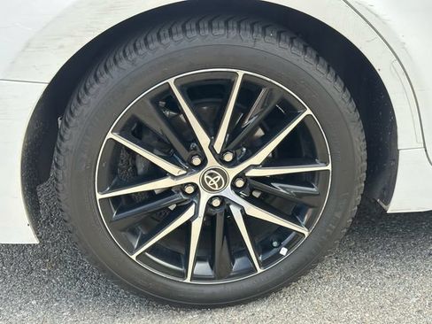 Certified 2021 Toyota Camry SE FWD image 15