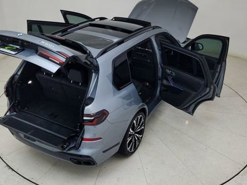 Used 2023 BMW X7 M60i w/ Executive Package image 91