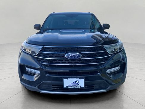 Certified 2024 Ford Explorer XLT w/ Equipment Group 202A image 3