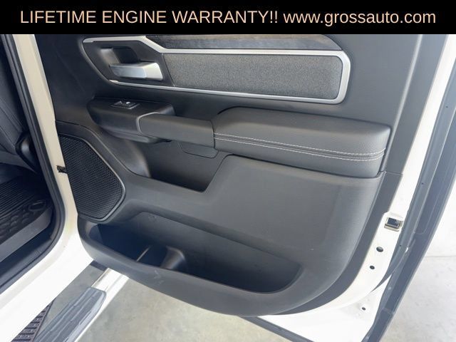 Used 2023 RAM 1500 Big Horn AWD/4WD image 36