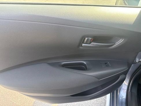 Used 2026 Toyota Corolla LE FWD image 21