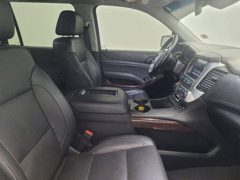 Used 2019 GMC Yukon XL SLT w/ Open Road Package AWD/4WD image 21