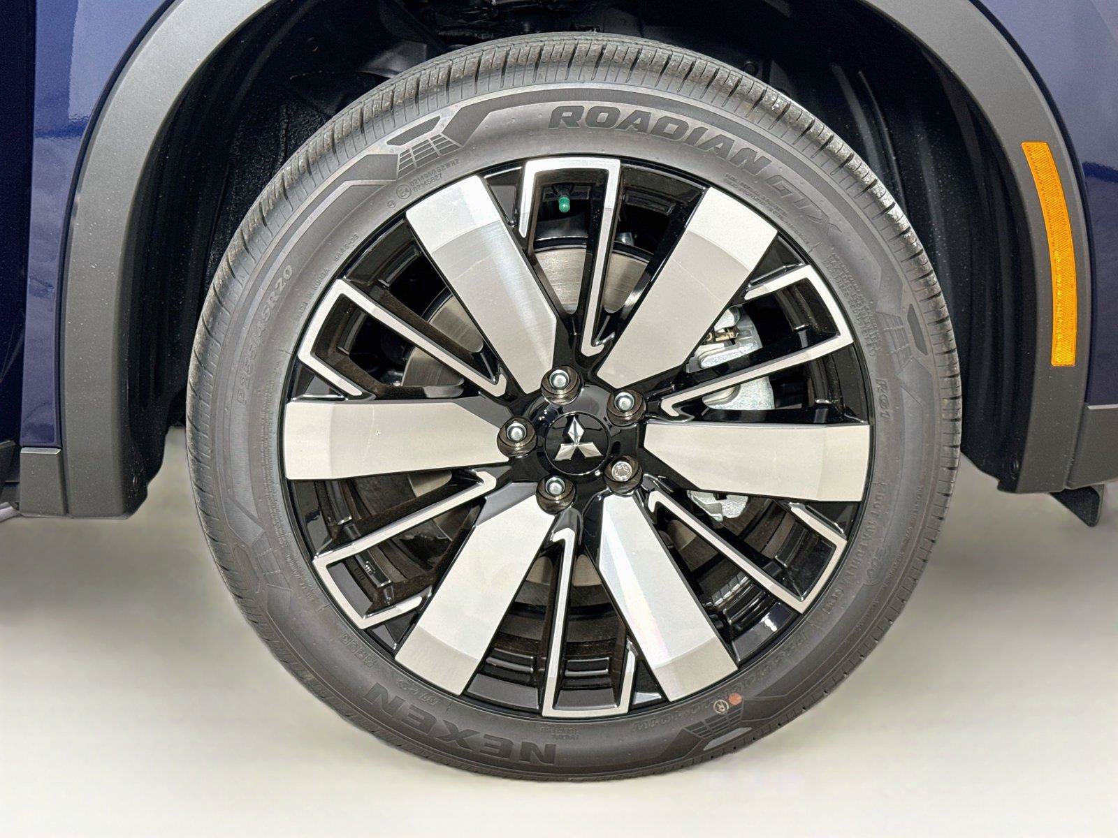 New 2026 Mitsubishi Outlander SE FWD image 37