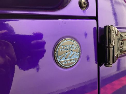 Used 2023 Jeep Wrangler Unlimited Sahara image 16