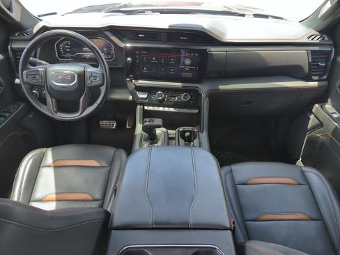 Used 2023 GMC Sierra 1500 AT4 w/ AT4 Premium Package AWD/4WD image 14