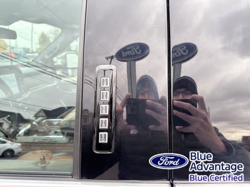 Certified 2022 Ford F150 Platinum w/ Equipment Group 701A High image 15