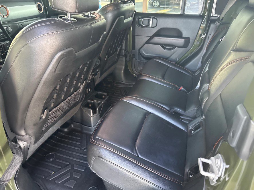 Used 2021 Jeep Gladiator Mojave AWD/4WD image 4