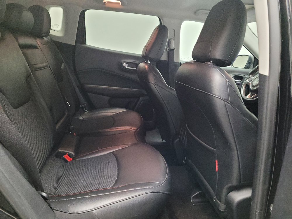 Used 2020 Jeep Compass Trailhawk w/ Cold Weather Group AWD/4WD image 19