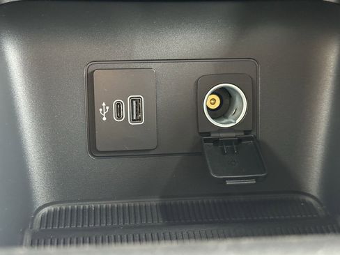 New 2026 Ford Explorer Active image 18