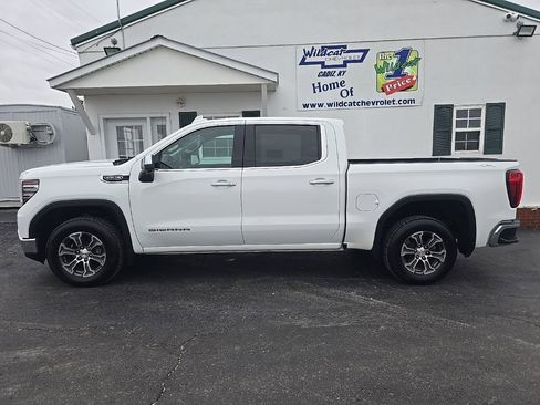Used 2025 GMC Sierra 1500 SLT image 5