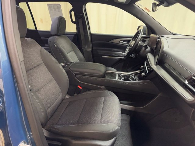 Used 2024 Chevrolet Traverse LT FWD image 48