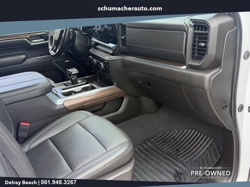 Used 2024 Chevrolet Silverado 1500 RST w/ Convenience Package II AWD/4WD image 18