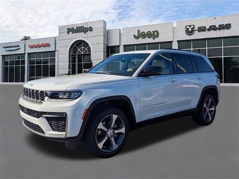 New 2026 Jeep Grand Cherokee Limited image 8