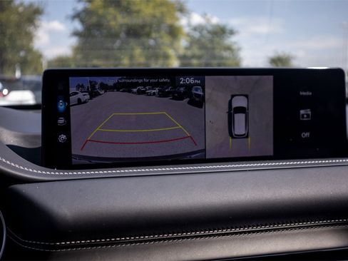 Used 2023 Genesis GV80 3.5T Advanced + w/ Prestige Package image 18