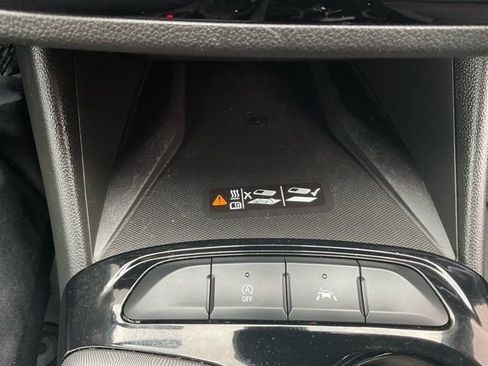 Used 2024 Buick Envista Sport Touring w/ Convenience I Package image 19