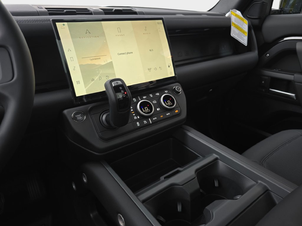 New 2026 Land Rover Defender 110 X-Dynamic SE AWD/4WD image 20