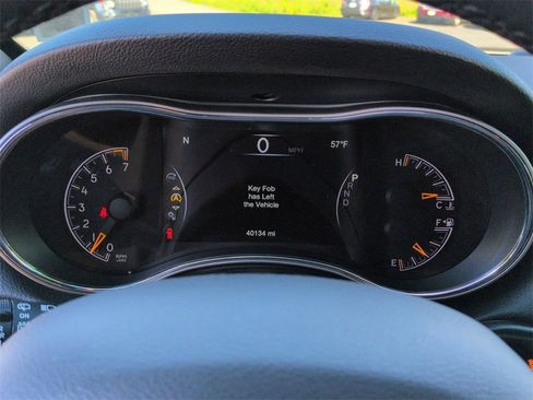 Used 2022 Jeep Grand Cherokee Limited w/ Tech Group image 22