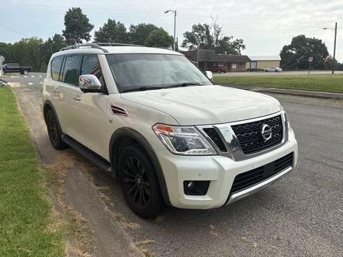Used 2018 Nissan Armada Platinum w/ Interior Lighting Package RWD image 10