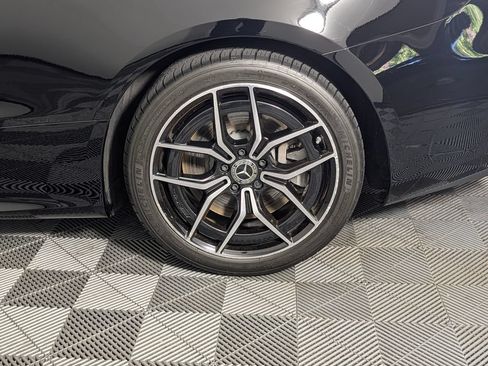 Used 2023 Mercedes-Benz E 450 Cabriolet image 11