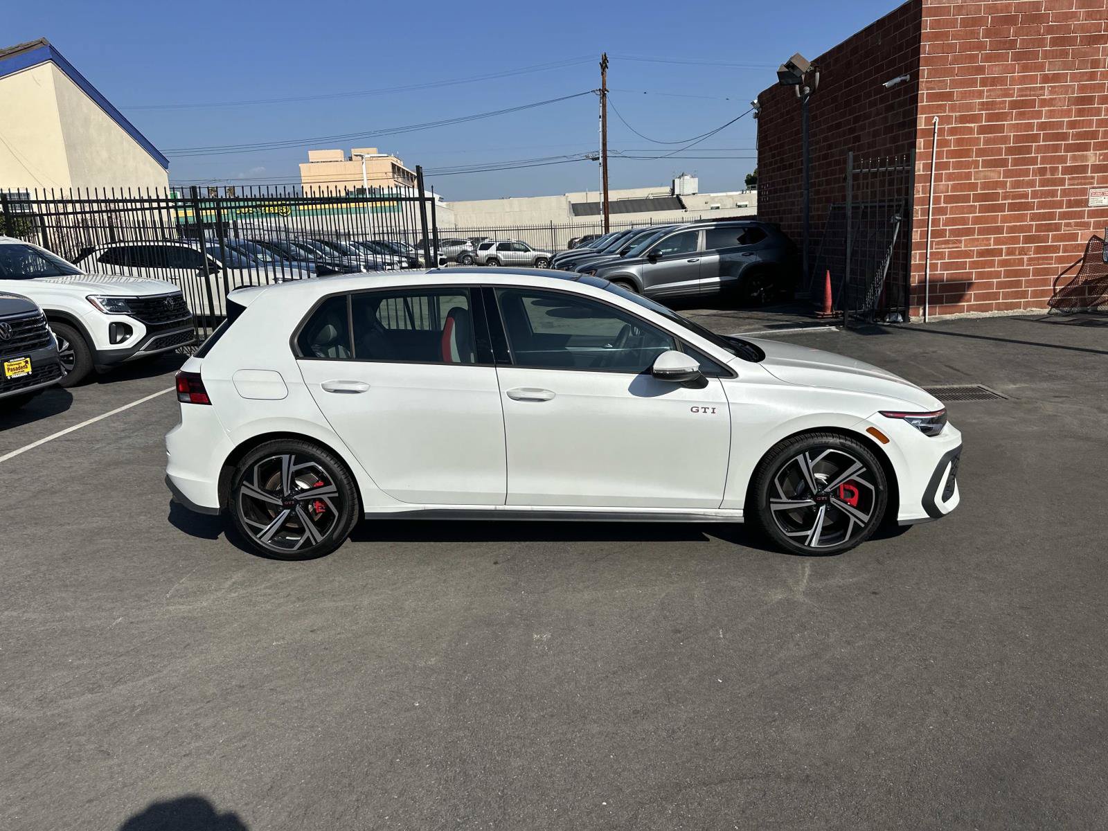 New 2026 Volkswagen GTI SE FWD image 3