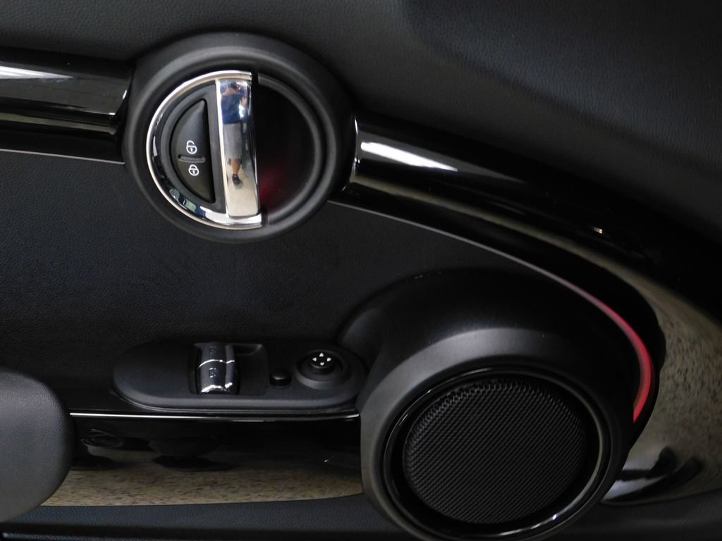 Used 2022 MINI Cooper John Cooper Works FWD image 24