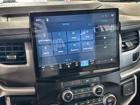 Used 2022 Ford Expedition XLT AWD/4WD image 19