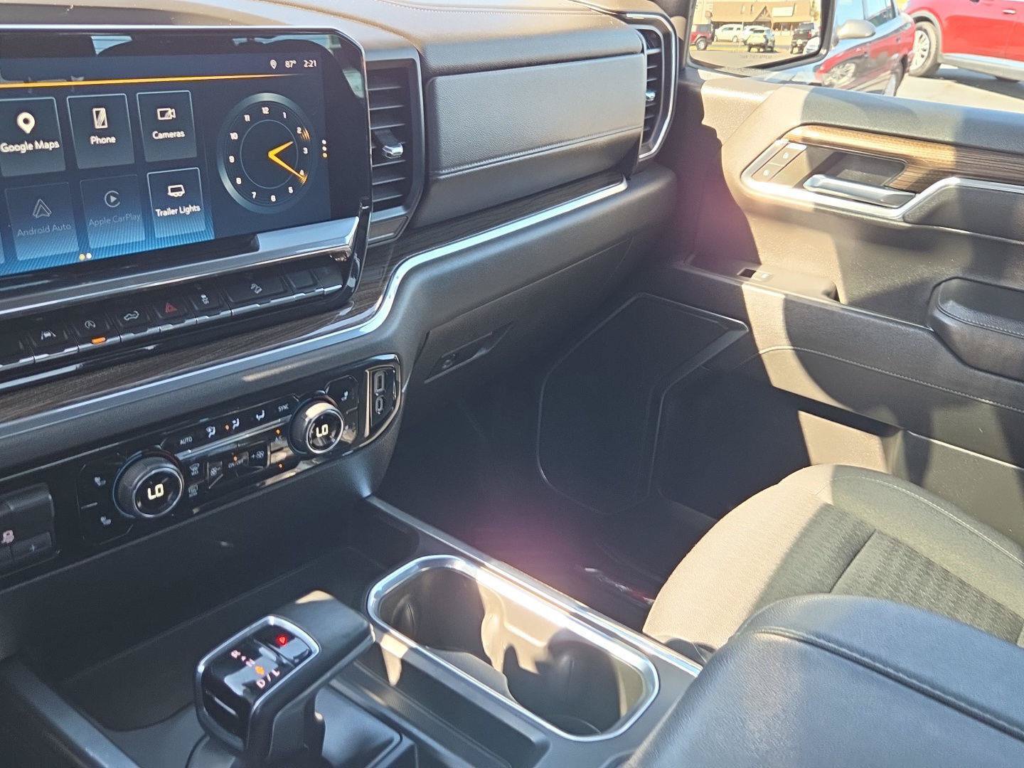 Used 2023 Chevrolet Silverado 1500 LT Trail Boss w/ Protection Package AWD/4WD image 25