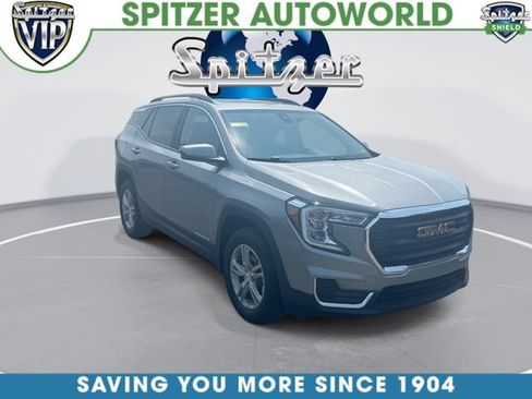 Used 2023 GMC Terrain SLE w/ Driver Convenience Package AWD/4WD image 2