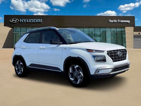 New 2026 Hyundai Venue SEL image 10