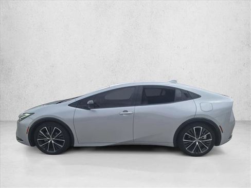 Certified 2023 Toyota Prius XLE FWD image 8