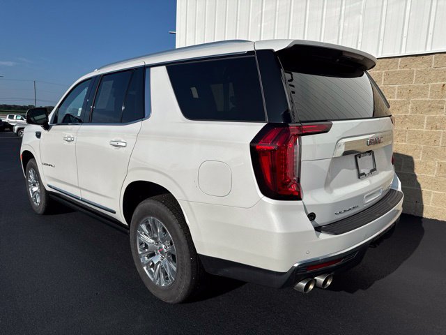 Used 2024 GMC Yukon Denali w/ LPO, Floor Liner Package AWD/4WD image 8