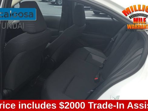 Used 2023 Toyota Corolla LE FWD image 23