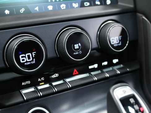 Used 2021 Jaguar F-TYPE R AWD/4WD image 44