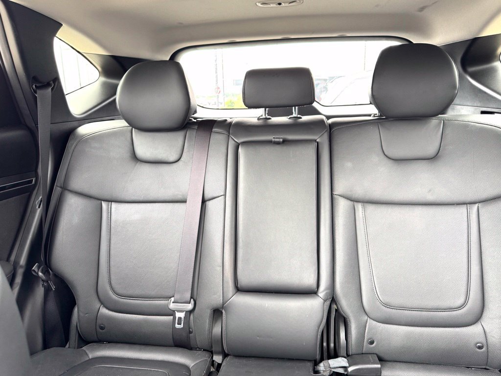 Used 2022 Hyundai Tucson Limited w/ Winter Package FWD image 19