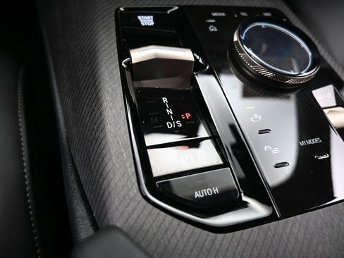 Used 2025 BMW X3 xDrive30i image 28