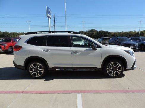 New 2025 Subaru Ascent Touring image 4