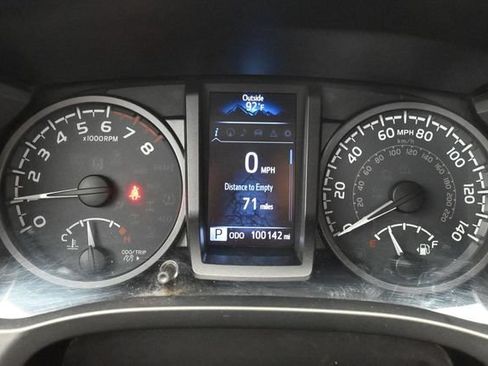 Used 2019 Toyota Tacoma TRD Sport w/ Technology Package AWD/4WD image 37