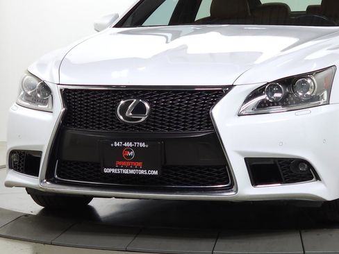 Used 2015 Lexus LS 460 AWD w/ F Sport Package image 2