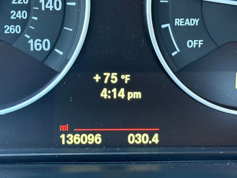 Used 2014 BMW 328i xDrive Wagon AWD/4WD image 35