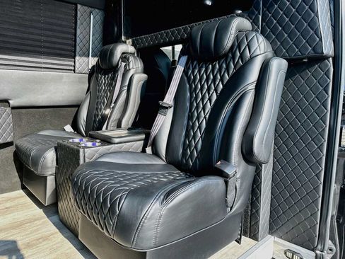 Used 2019 Mercedes-Benz Sprinter 170 image 29