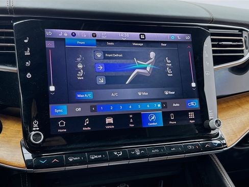 Used 2022 Jeep Grand Wagoneer Series III w/ Flexible Seating Group image 12