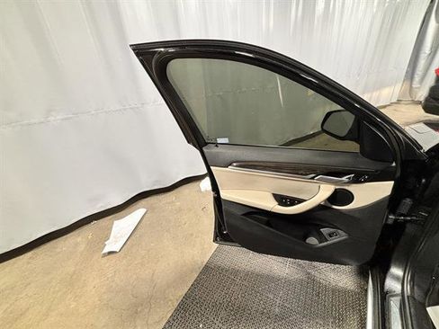 Used 2018 BMW X1 xDrive28i w/ Convenience Package image 10