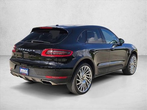 Used 2017 Porsche Macan AWD/4WD image 5