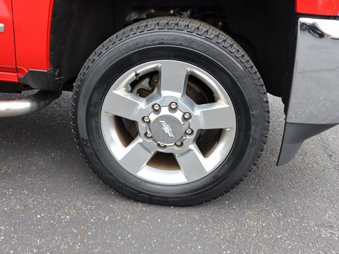 Used 2019 Chevrolet Silverado 2500 LTZ w/ Vortec Plus Package image 24