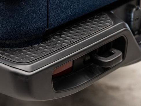 Used 2025 Jeep Gladiator Sport image 49