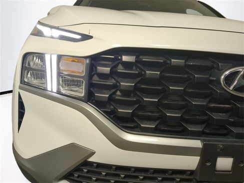 Certified 2023 Hyundai Santa Fe SEL image 10