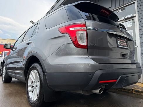 Used 2012 Ford Explorer XLT AWD/4WD image 5