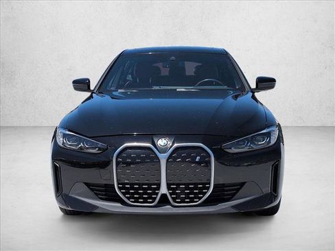 Used 2023 BMW i4 eDrive35 RWD image 2