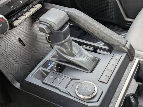 Used 2025 Toyota Tacoma SR5 image 12